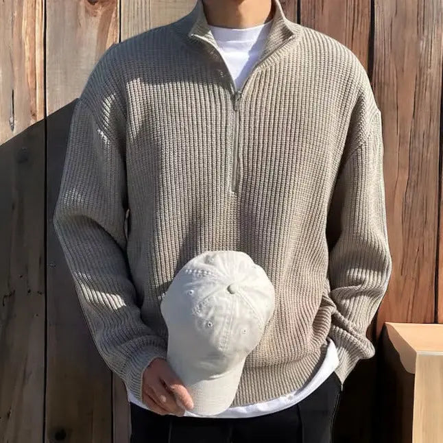 Men casual  half-zip sweater essential