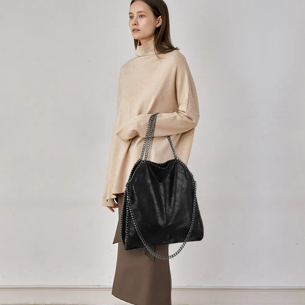 Elysée 2025 Shoulder Bag